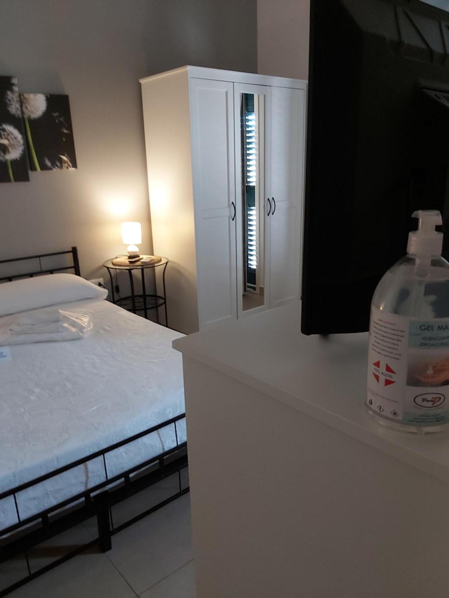 B&B Passione Del Sud Lecce Rom bilde